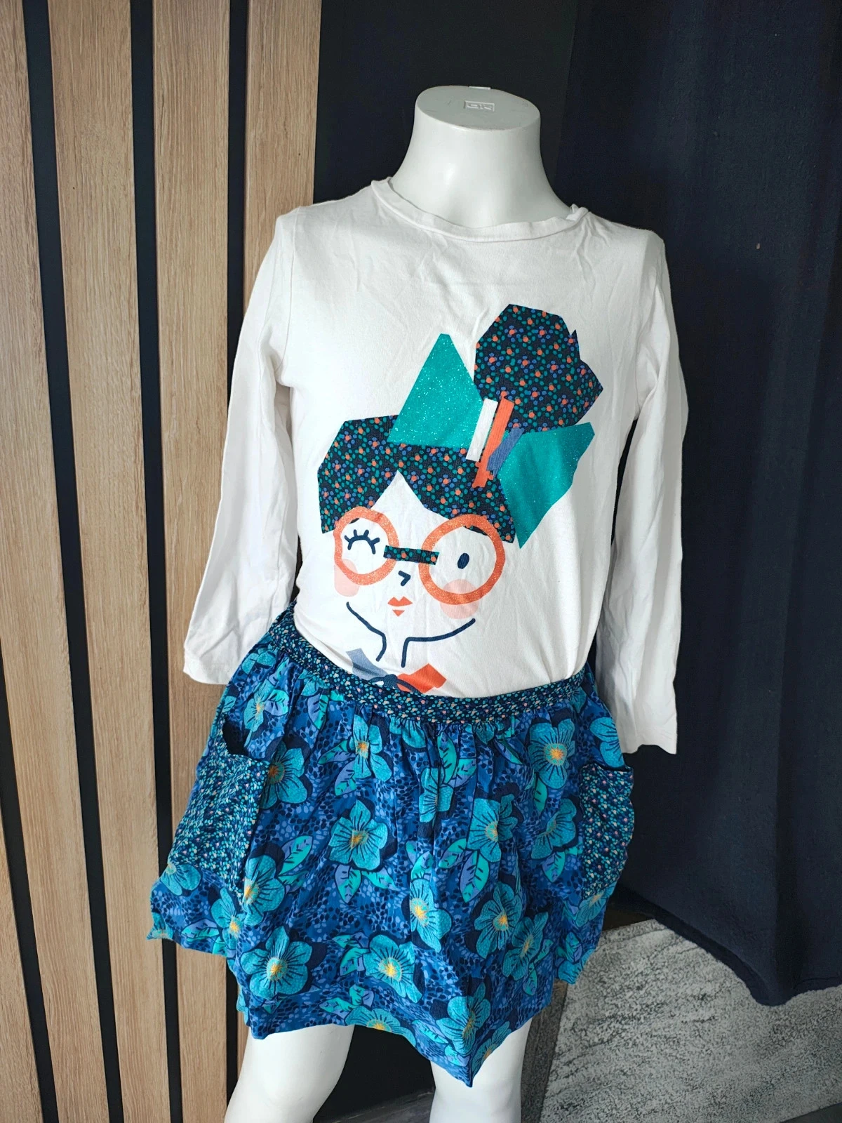 6 ans ensemble dpam du pareil au même Teeshirt et jupe